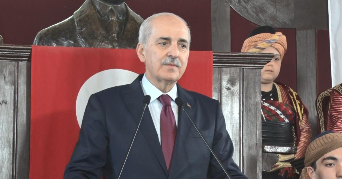 ankarada 23 nisan coskusu birinci mecliste bulustular IVLjFJtV.jpg