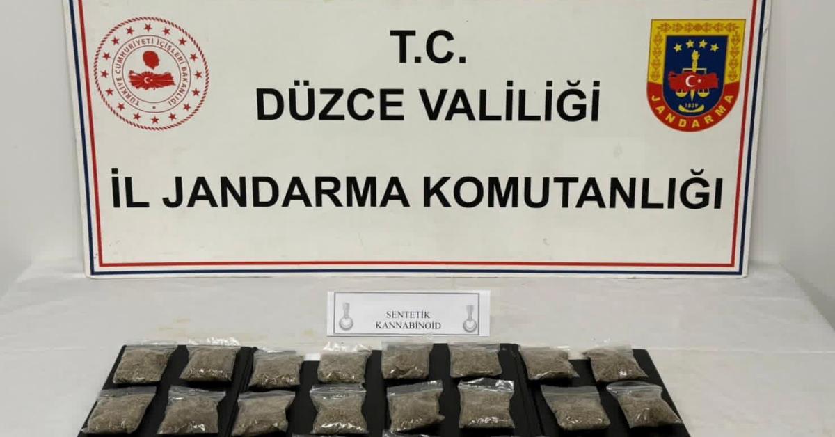 duzcede 1 kilo uyusturucu madde ele gecirildi eHCl2vuW.jpg