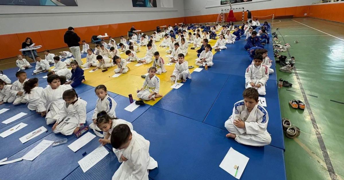 duzcede genc judocularin kusak sinavi heyecani br91wO24.jpg