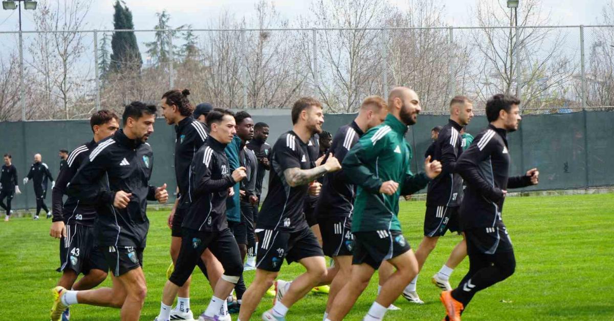 kocaelisporda yeni hedef hazirliklar basladi mlI1IATZ.jpg