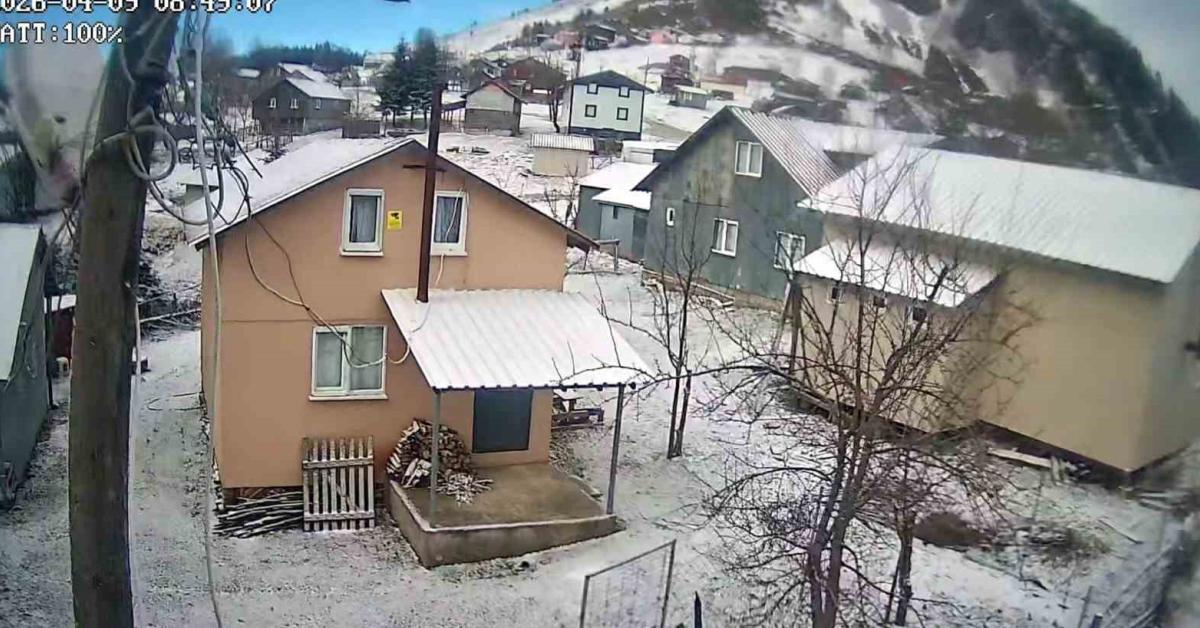 sakarya ayni gunde hem bahar hem kisi yasadi wC2KFEIr.jpg