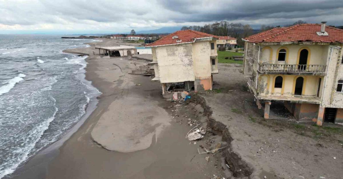 sakarya karasuda kiyi erozyonu tehlikesi bakanlik harekete gecti lXACSWFO.jpg