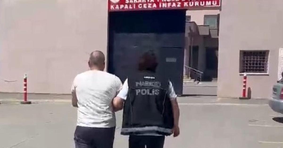 sakaryada kesinlesmis 12 yil hapis cezasi bulunan adam yakalandi Y46xni5U.jpg