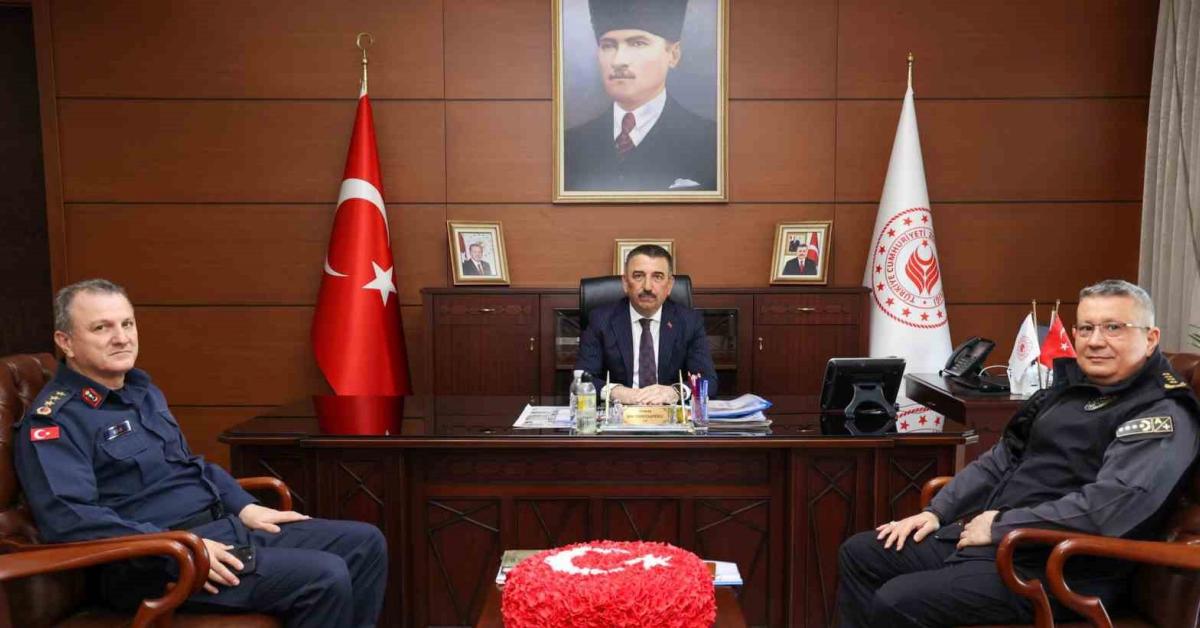 zonguldakta guvenlik konulari ele alindi CfBFdNN8.jpg