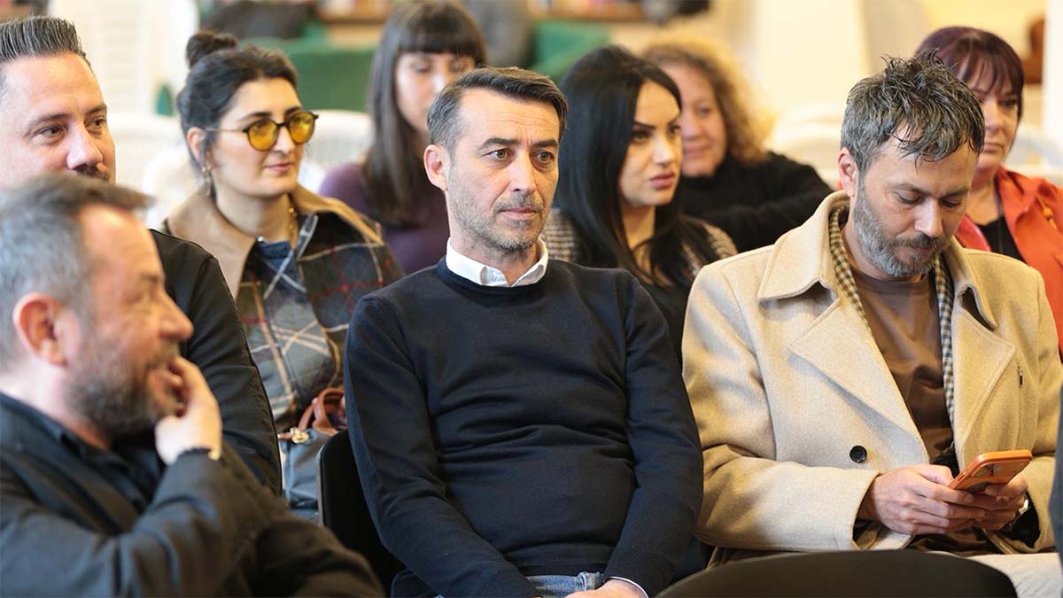Geredeli İsim Yönetime Girdi2