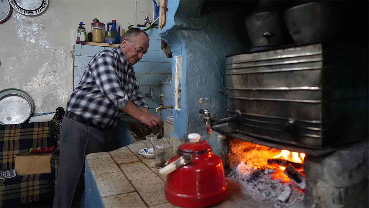Yeniçağa’da 85 Yıllık Çay Geleneği3
