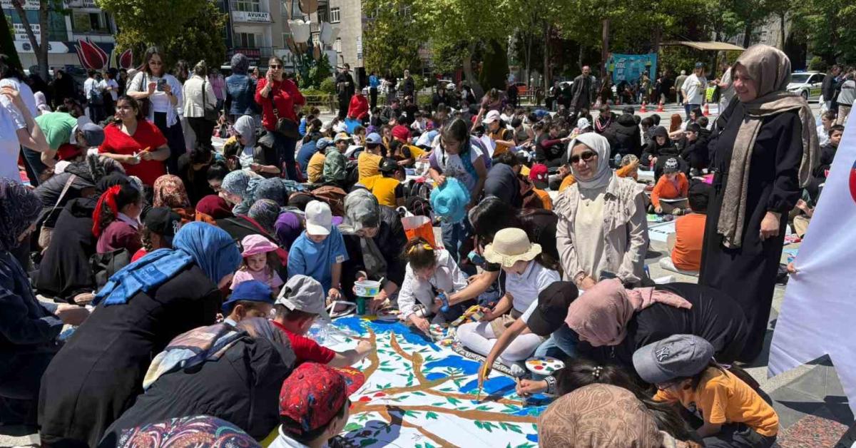 ankara sincanda cocuklarin yuzunu gulduren sanat festivali basladi UzVn5UPR.jpg