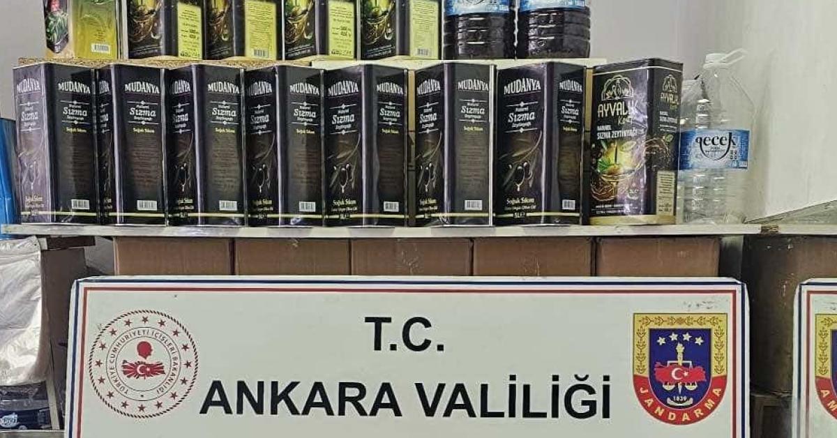 ankarada sok operasyon 15 ton kacak zeytinyagi ele gecirildi Q14Ebaxn.jpg