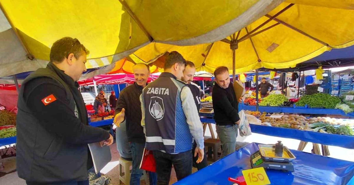 boluda zabita ekipleri pazar denetimi yapti WErcLPjn.jpg