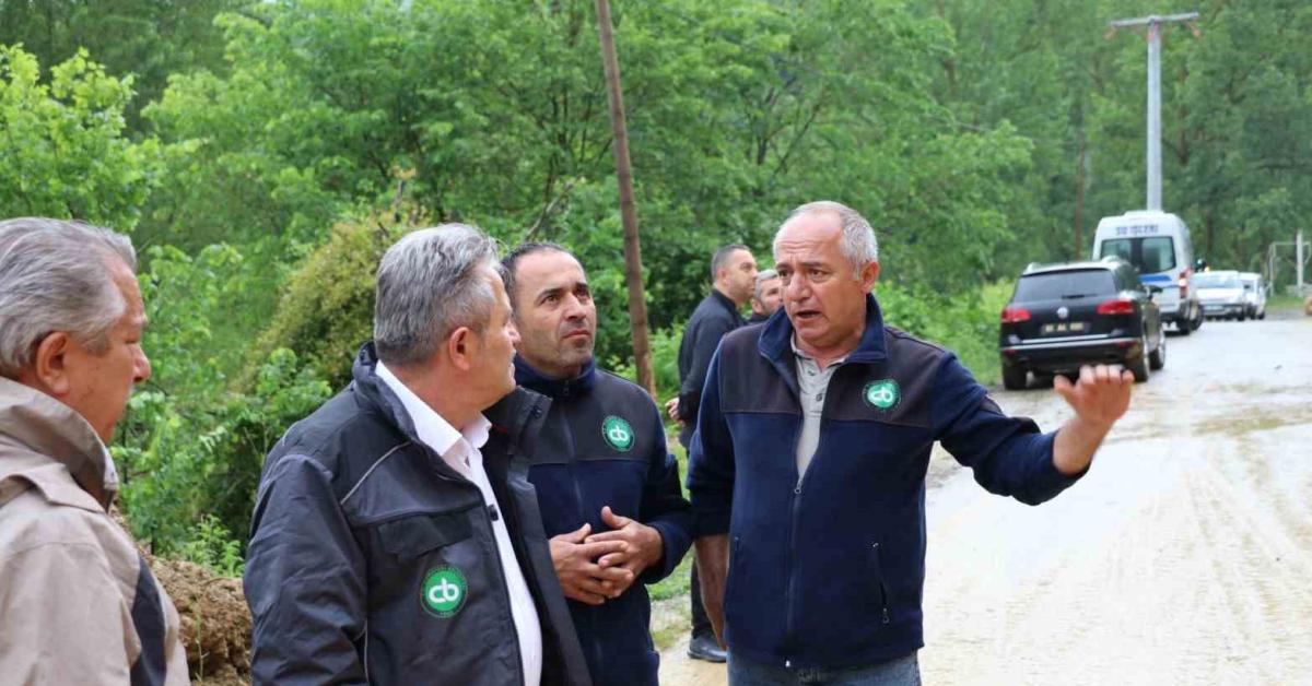 duzce cumayerinde ekipler seferber oldu ZqErYdei.jpg