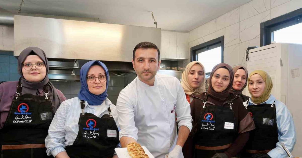 duzcede gastronomi egitimi verildi xVl53BH1.jpg