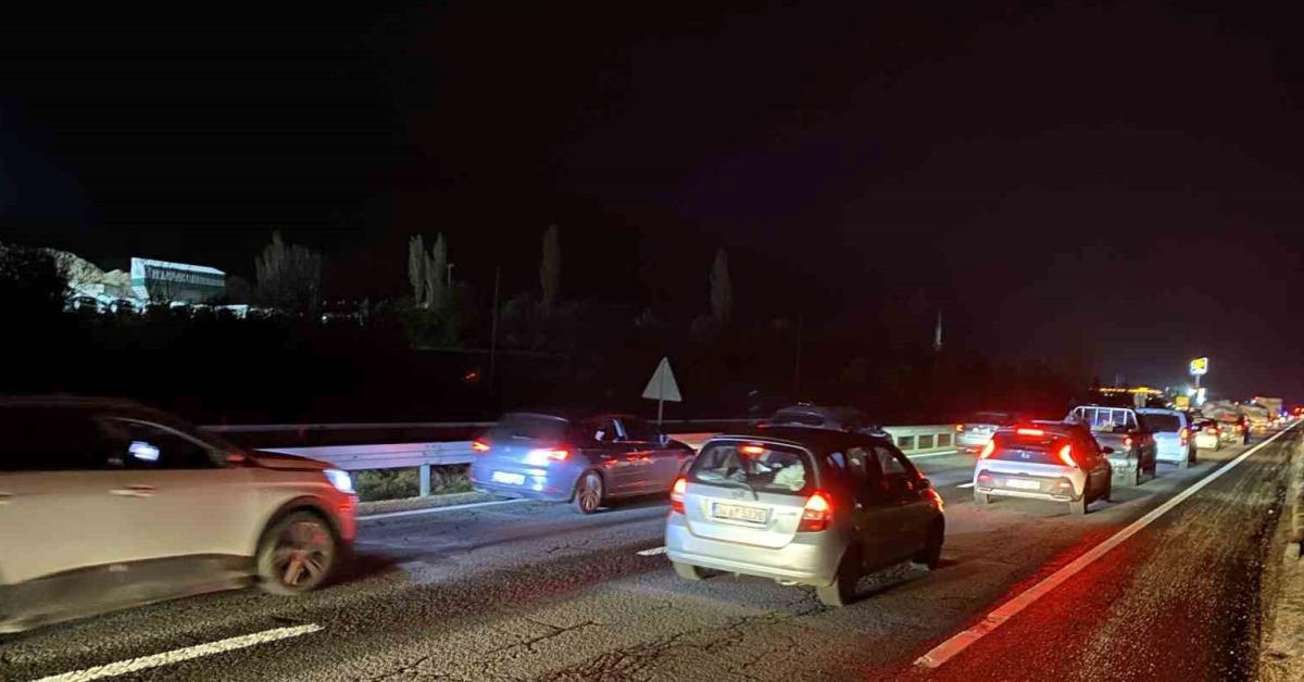 karabukte kurban bayrami trafigi cilesi ayWbtNWH.jpg