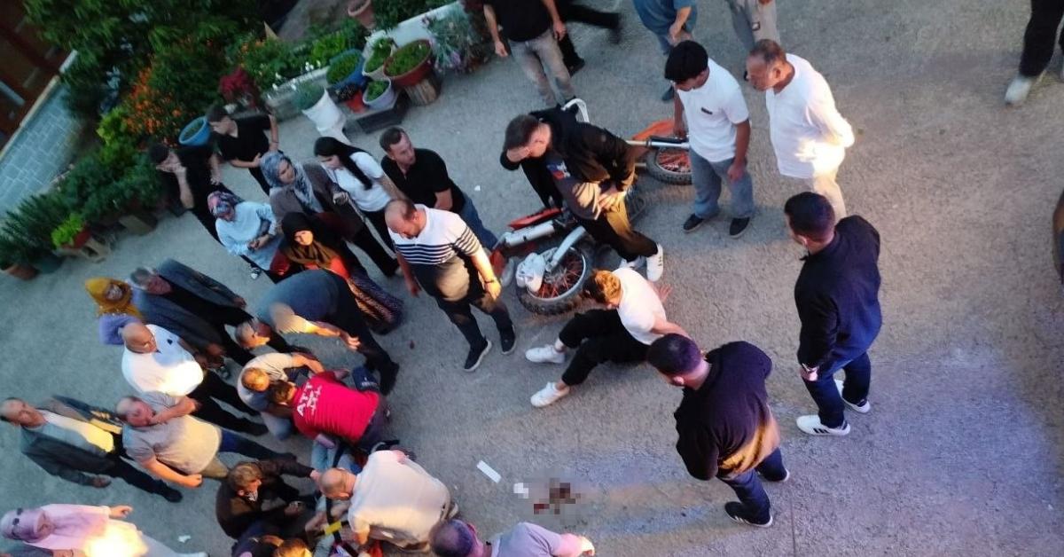 sakarya karasuda feci motosiklet kazasi iki yarali tYB21YGG.jpg