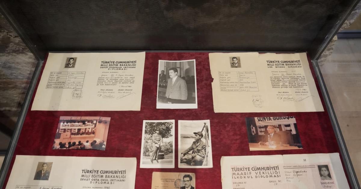 sezai karakocun daha once yayimlanmamis belgeleri ilk kez sergilendi U7cCngwc.jpg