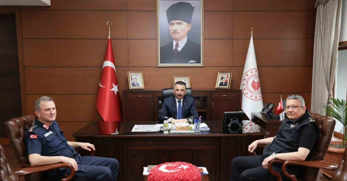 zonguldakin guveligi icin bir araya geldiler FKFsGzFS.jpg