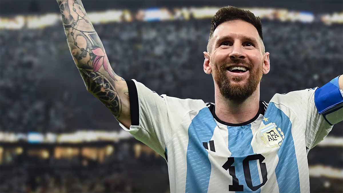 Arjantin Dünya Kupası'nda ilk kez sahneye çıkıyor. 2026 Dünya Kupası'nda Arjantin ile Cezayir karşı karşıya geliyor. Messi'nin forma giymesi beklenen Arjantin - Cezayir mücadelesi saat 04.00'te TRT 1'de canlı yayınlanacak.