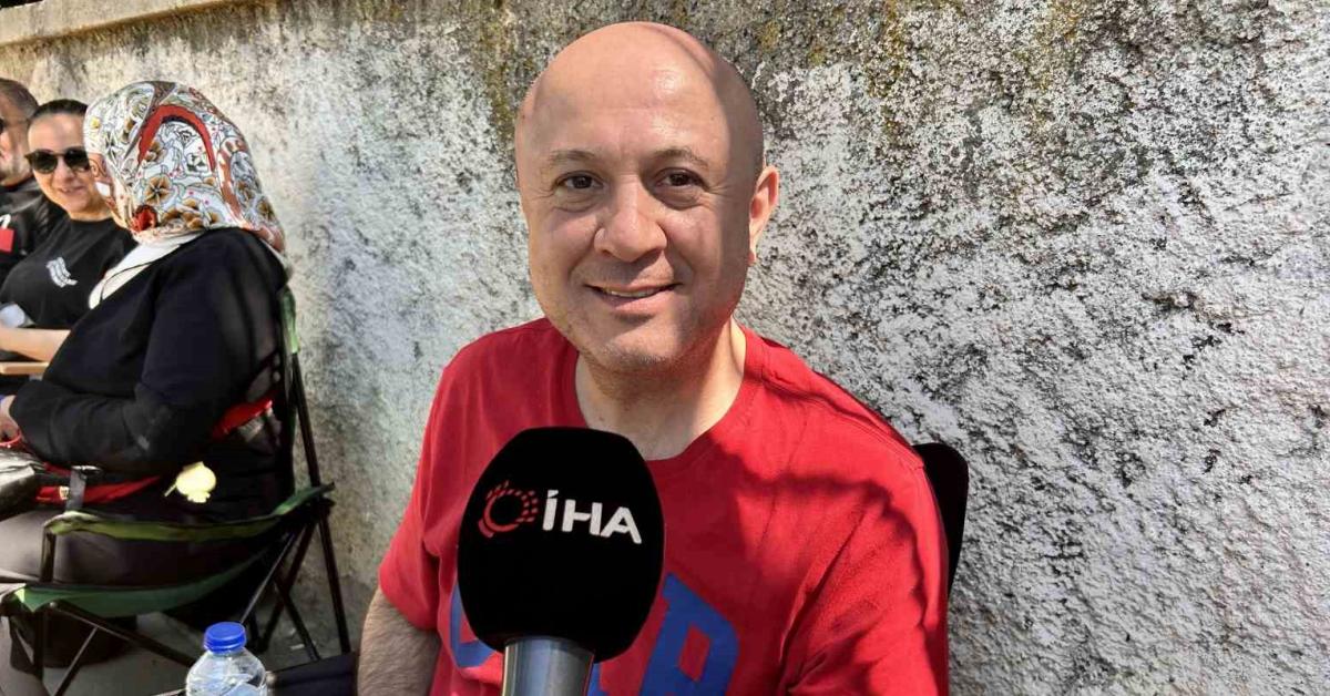ankarada ayt heyecani ogrenciler sinavda ter dokerken aileleri disarida bekledi IY1DwpU3.jpg