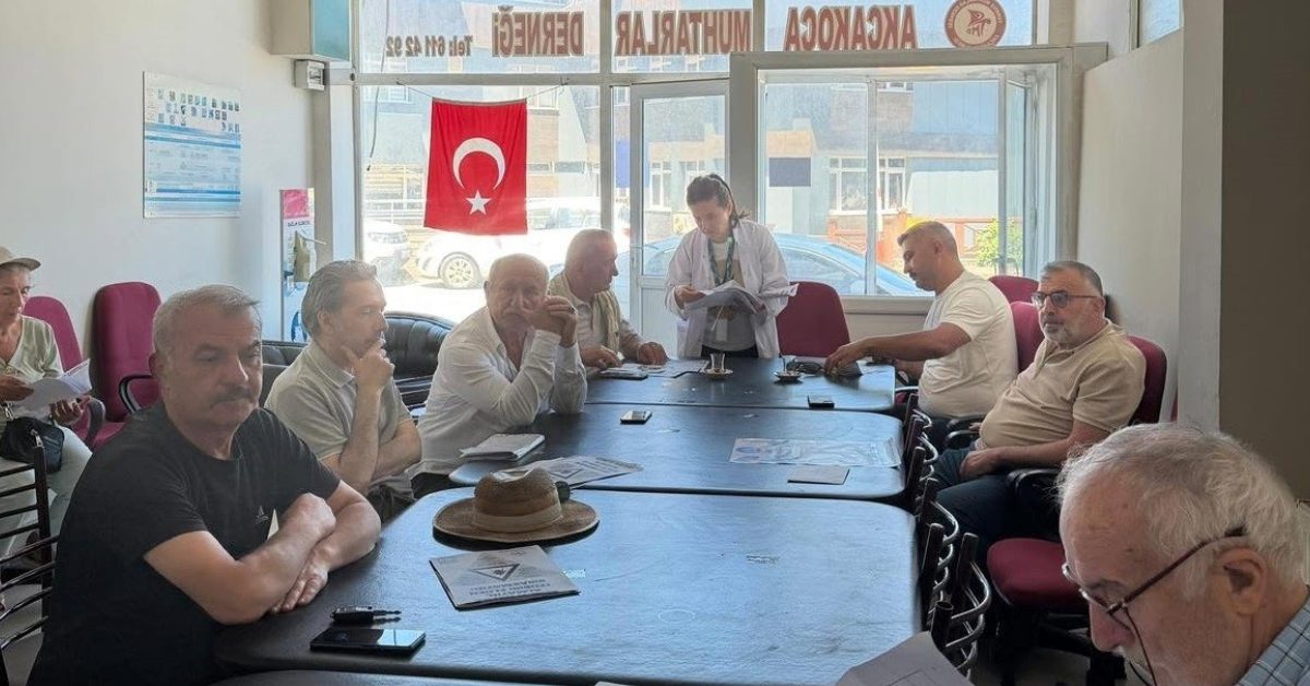 duzce akcakocada muhtarlara yonelik saglik egitimi programi gerceklestirildi L8u7ljbT.jpg