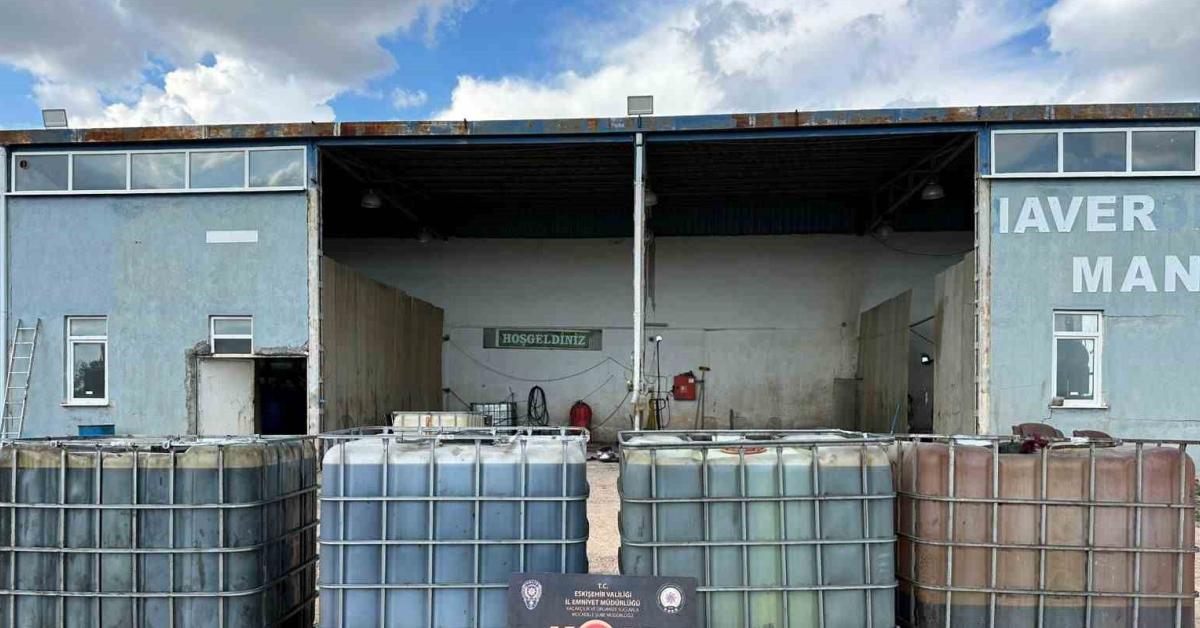 eskisehirde kacak akaryakit operasyonu dort supheli gozaltina alindi VMwO12gT.jpg