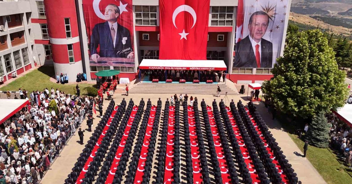 karabukte 408 yeni polis adayi mezun oldu AYnRMyfE.jpg