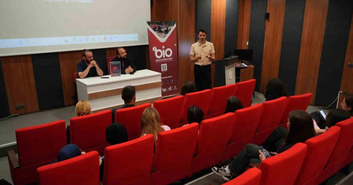 karabukte lise ogrencilerine gelecegin meslekleri anlatildi KGcIt6Gn.jpg