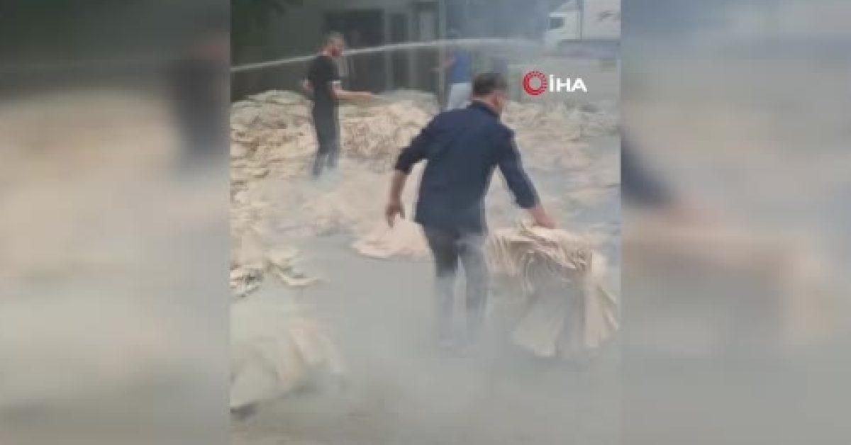 karabukte tekstil isletmesinde korkutan yangin QbG51JjK.jpg