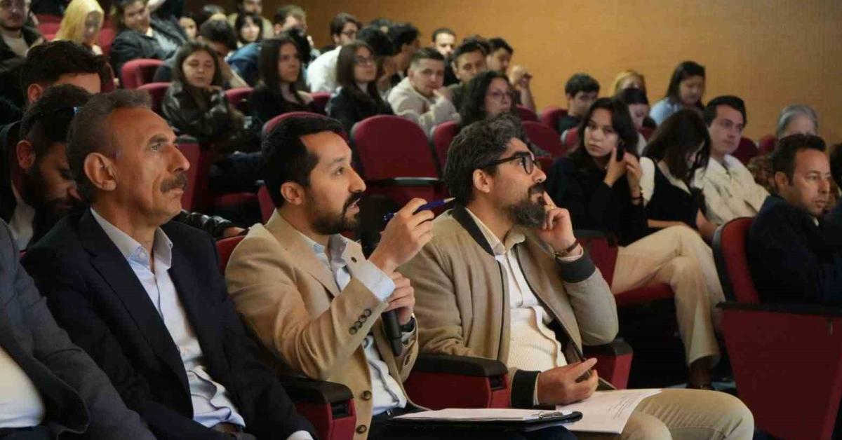 karabukteki ogrencilerin filmleri izleyiciyle bulustu rt3TEXBU.jpg