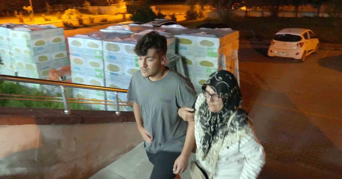 kastamonu dadayda onlarca ogrenci hastaneye akin etti Qf5GbfdW.jpg