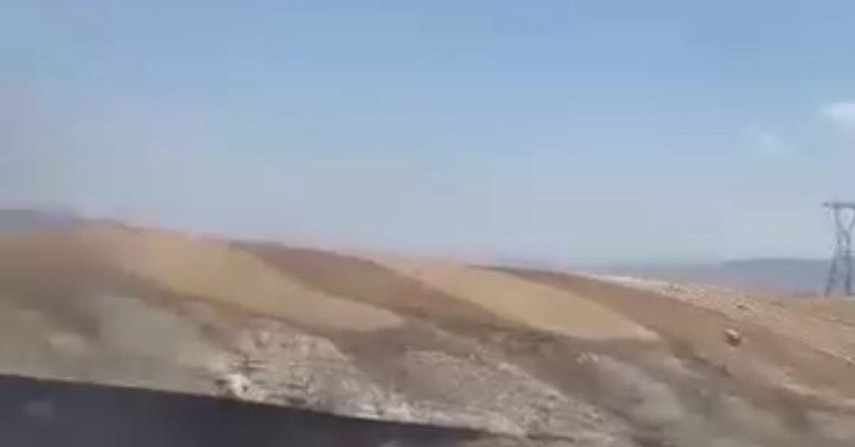 ankara ayasta korkutan yangin vatandaslar mudahale etti eCMcCBkt.jpg