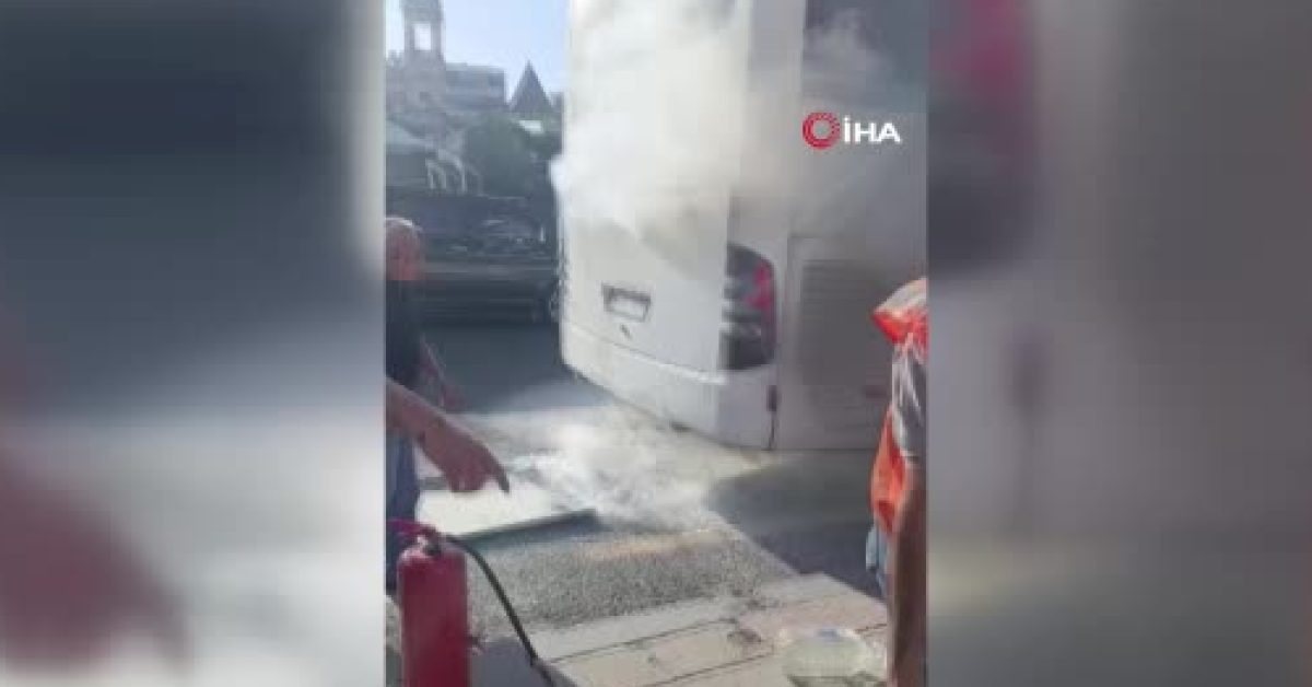 ankara polatlida otobus yangini JaigzyPB.jpg