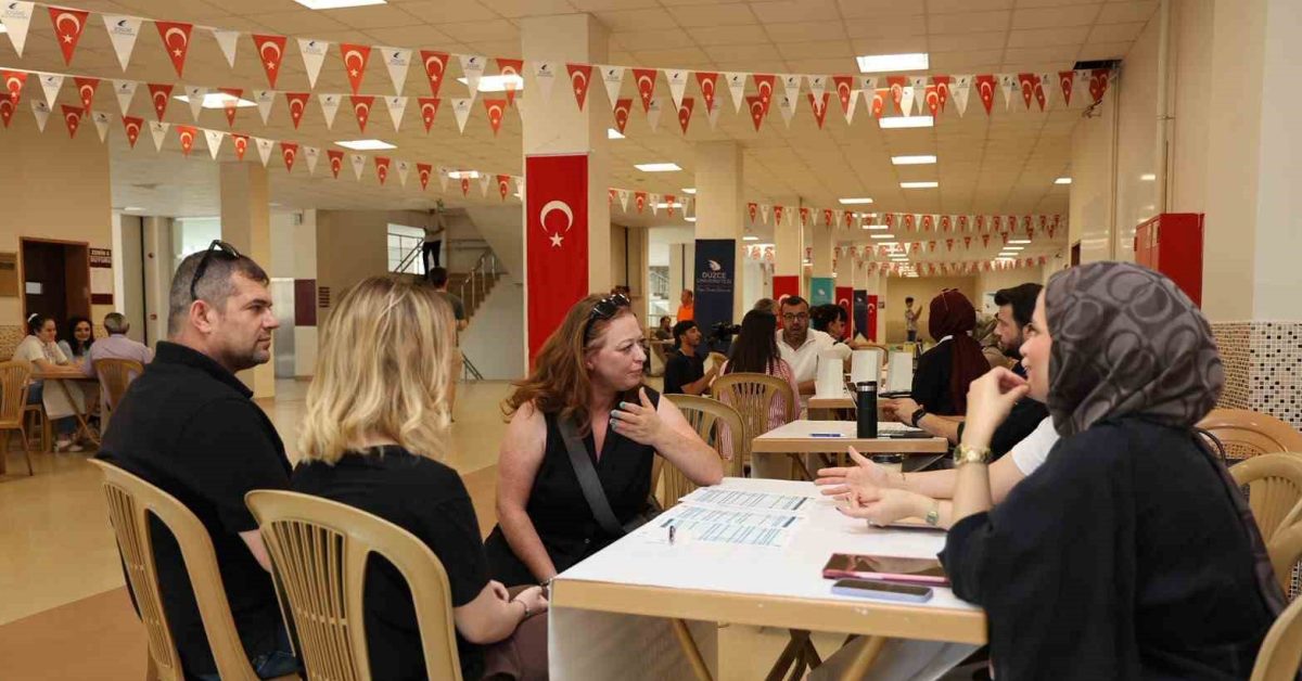 duzcede yakindan taniyorlar I6f2rfsp.jpg