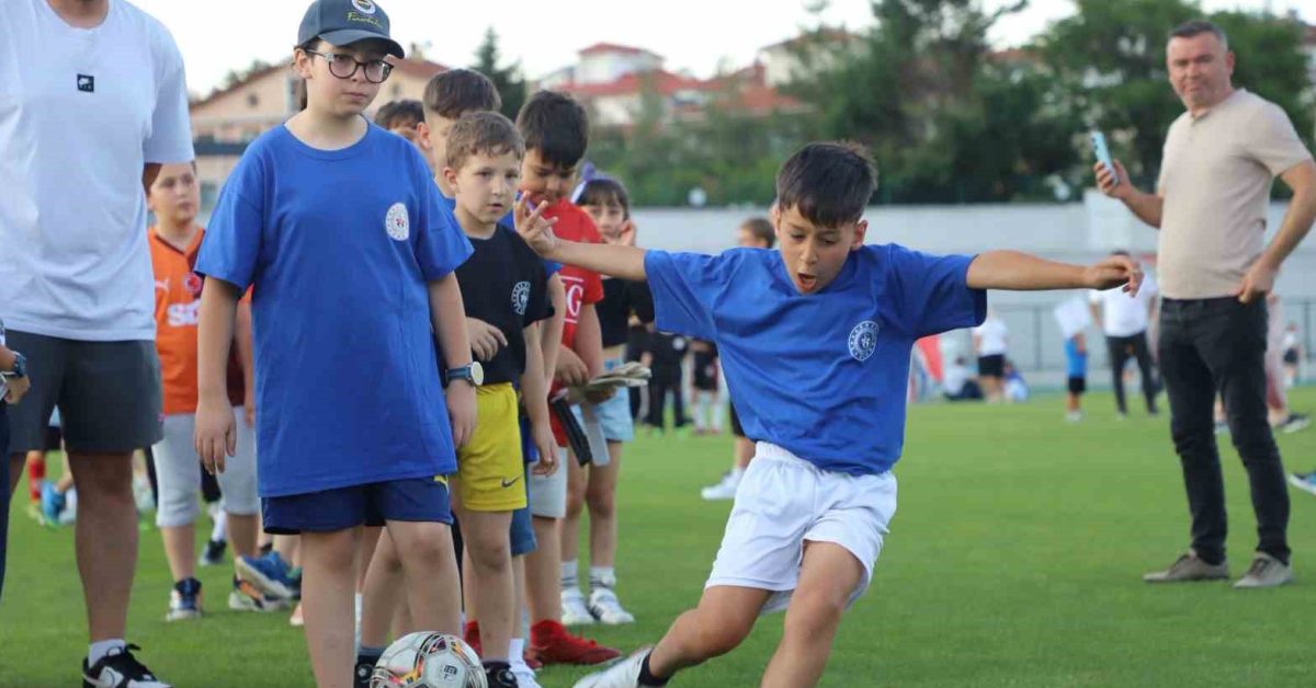 karabuk safranboluda gencler icin spor dolu yaz basladi ax5jfL7Z.jpg