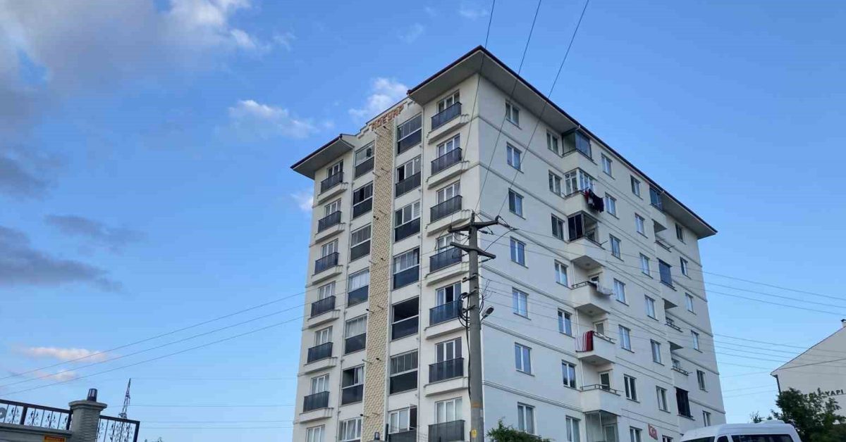 kastamonuda aci olay 7 kattan dusen cocuk hayatini kaybetti wcLVCYmK.jpg