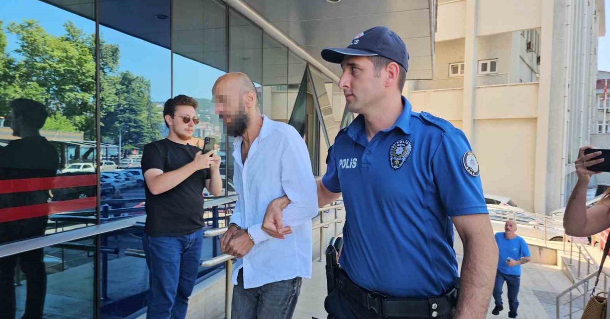 zonguldakta alacak verecek tartismasi kanli bitti HZHVhp6A.jpg
