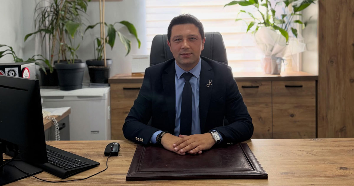 Dr. Mustafa Yurt