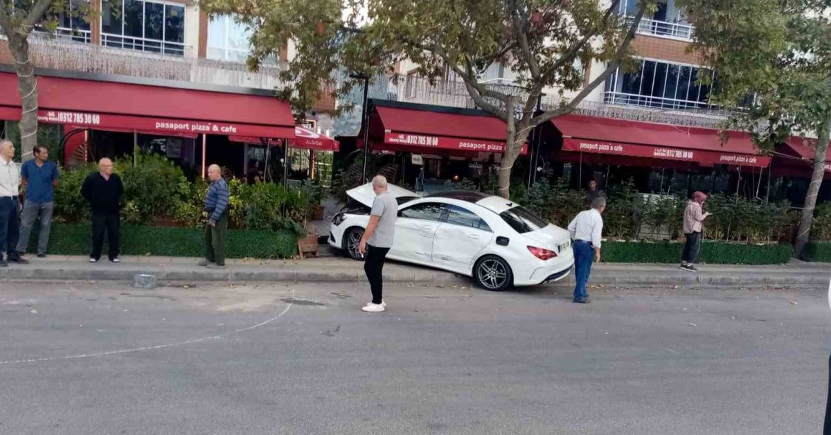 ankara nallihanda zincirleme kaza yaralilar var QZrUUH1k.jpg