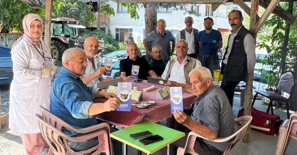 duzcede kuduz hastaligina dair bilgilendirme calismasi yapildi gFlmR8QA.jpg