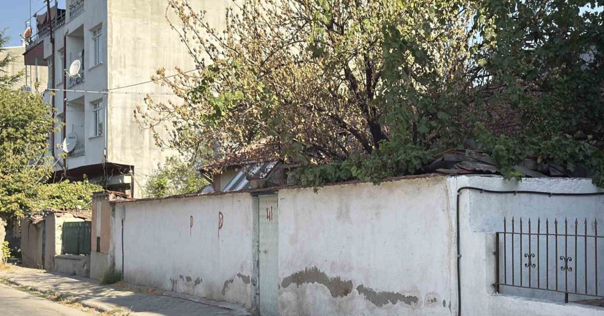 eskisehirde alkollu tartisma kanli bitti bir kisi bicakla olduruldu Z2Vkqg8Z.jpg