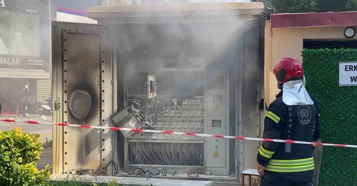 izmitte elektrik panosunda yangin panigi BRWcROnQ.jpg