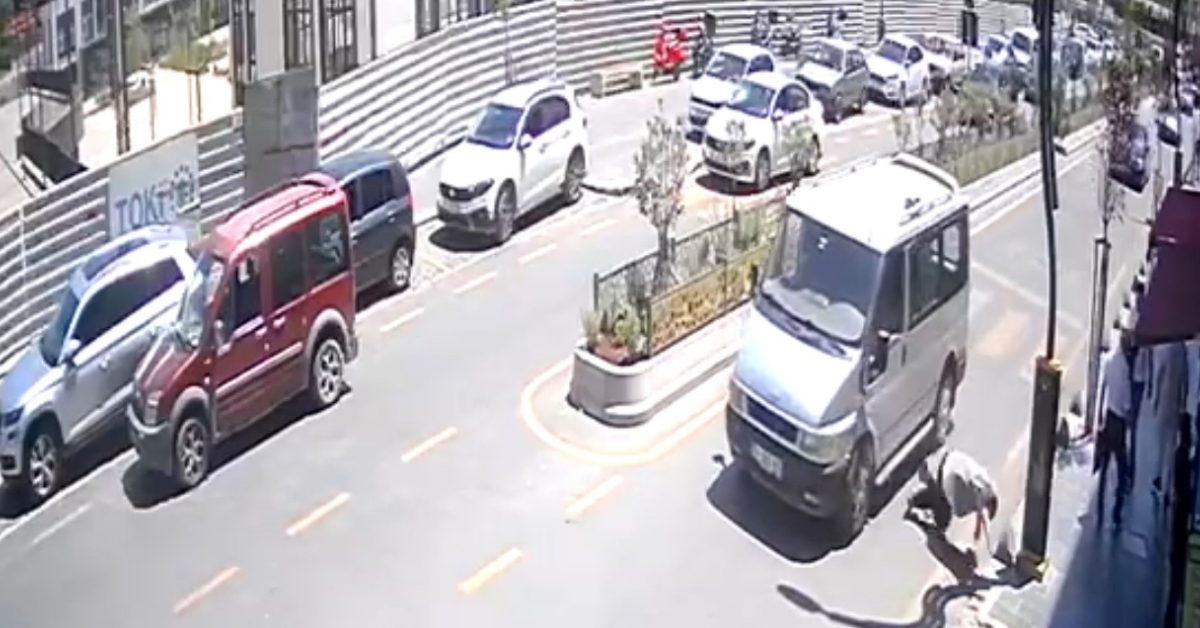 karabukte ticari arac yayaya carpti al9x5PuZ.jpg