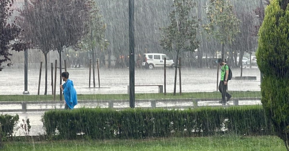 meteorolojiden yagis alarmi su baskinlarina dikkat VnSdAy67.jpg