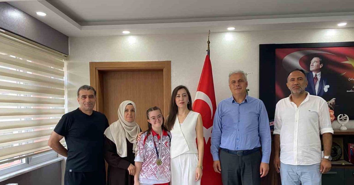 zonguldak eregli ve turkiyenin gururu oldu KIuWVVOr.jpg