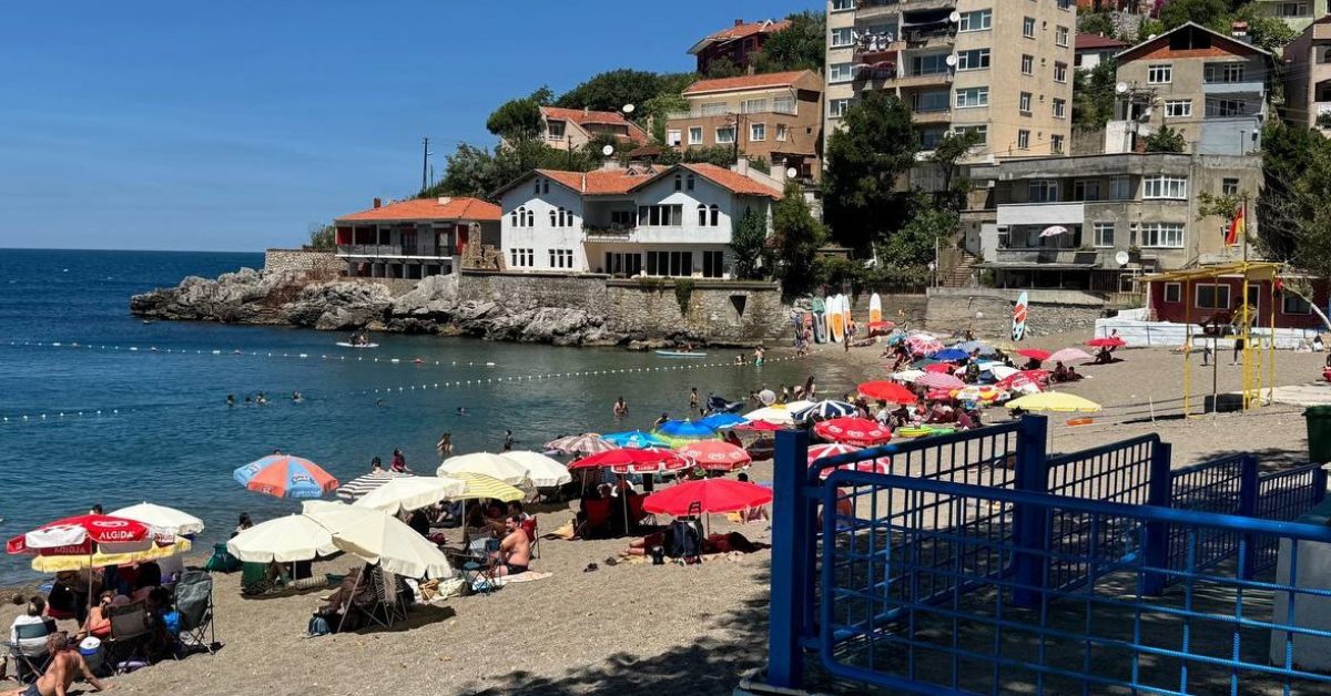 zonguldakta plajlara yogun ilgi prvpwFRP.jpg