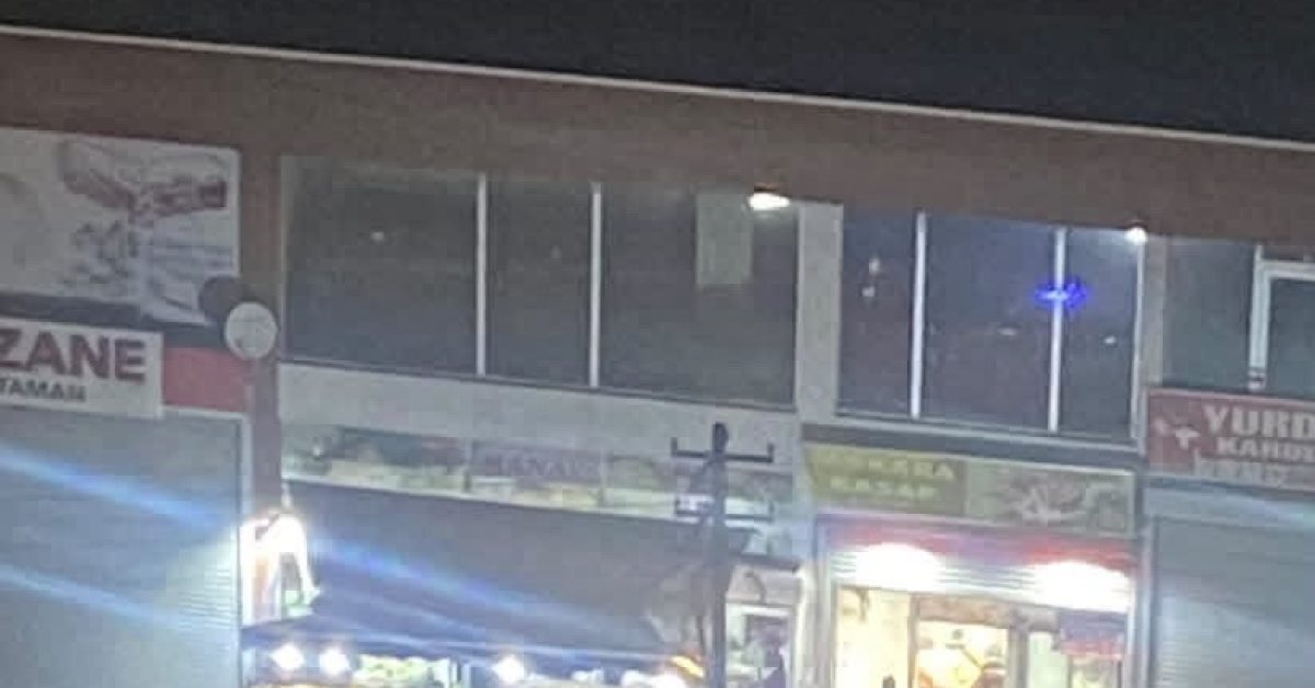ankarada manav esnaflari arasinda sopali kavga mQREQQj3.jpg