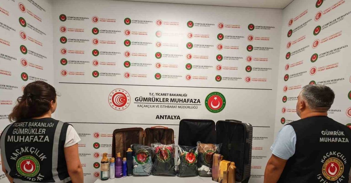 antalya havalimaninda uyusturucu operasyonu qRQb2Onr.jpg