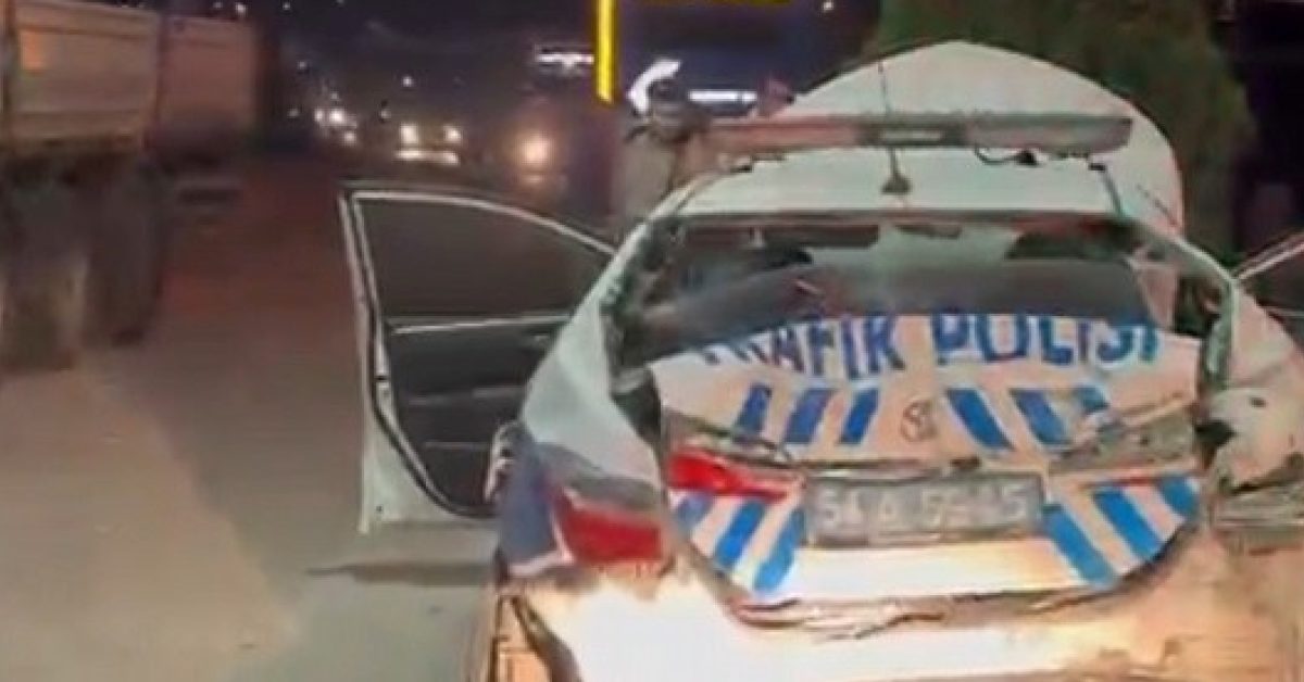 sakaryada feci kaza cekici surucusu hayatini kaybetti OnbTOvHJ.jpg