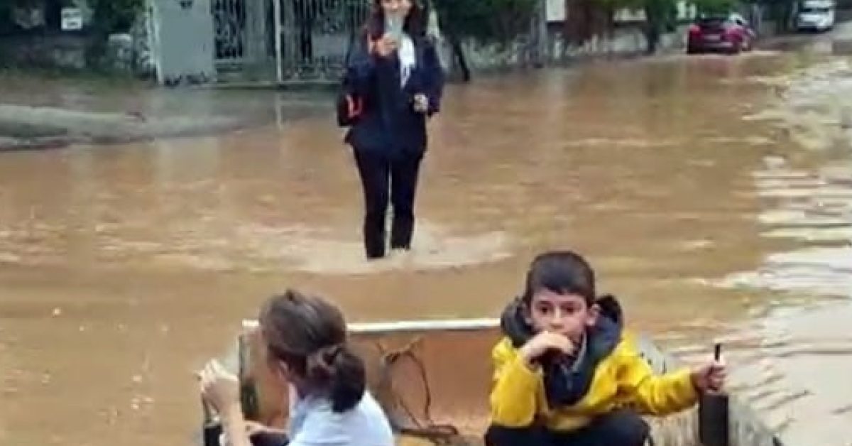 sakaryada taskina oltali tepki venedikten daha guzel burasi S7POVwHB.jpg