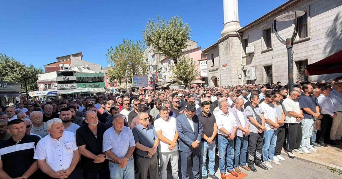zonguldaki uzen vefat taninmis yardimsever tuncay cil hayatini kaybetti hcbvxbnI.jpg