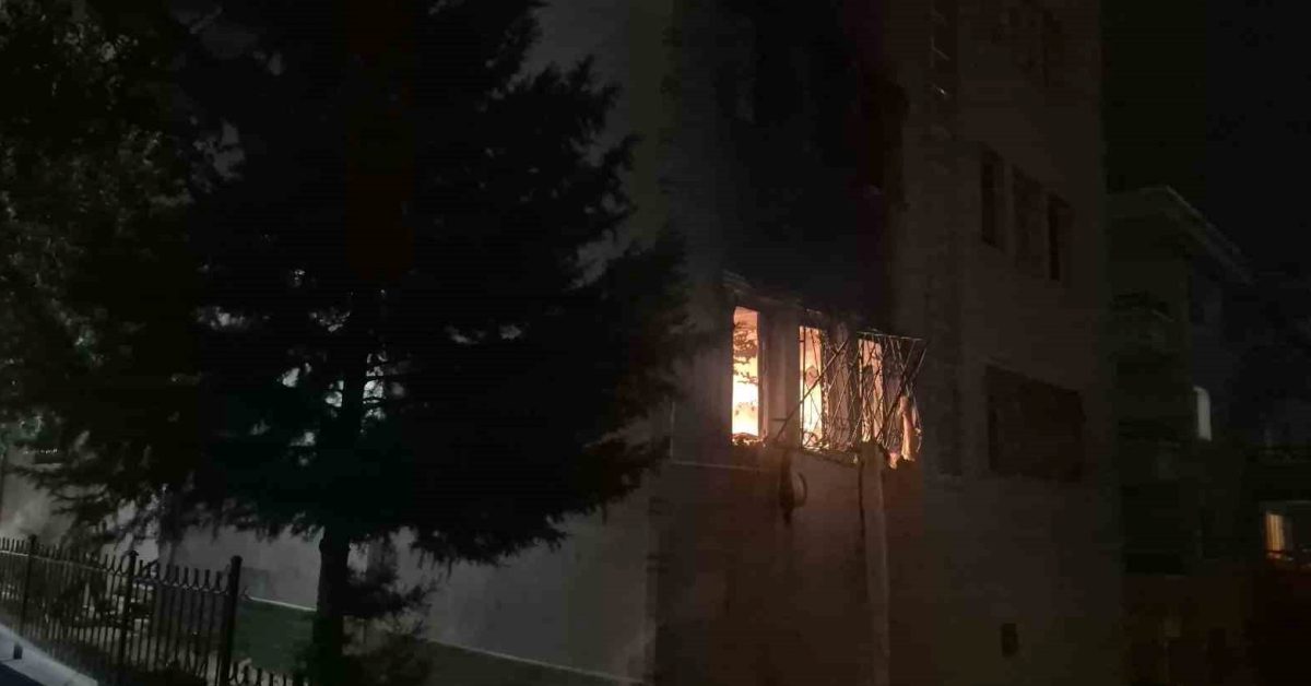 ankara cankayada dogal gaz patlamasinin ardindan cikan yangin sonduruldu YqFvYCEJ.jpg