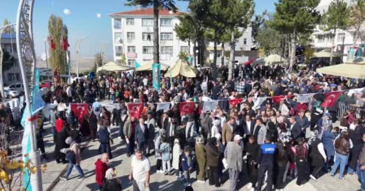 ankara haymanada balik festivali coskusu palamut ve misir ikram edildi h3py5i27.jpg